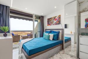 Infinity sea Heliopolis