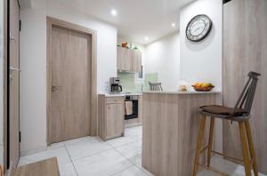 Kolonaki Supreme Studio