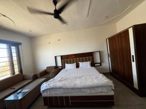 Hotel HB Grand