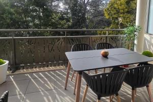 Saint-Raphaël Apartment Near Beach & Pool