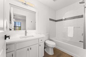 Casa de Tortugas - a spacious townhome with 30a private beach access