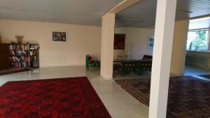 Auszeit-mit-Pool-Studio-35-qm-sehr-zentral-gelegen