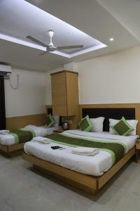 Hotel Lav Kush Deluxe 2 Min Walk From New Delhi Railway Station