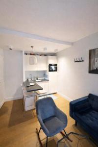 Luxurious one bedroom near Champs-Elysées - by Luxuo