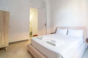 Spacest.com - Carrer de Francesc Cubells P.5