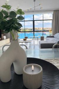 The Strand 16 - Spacious Sliema Seafront Apartment-Prime Location