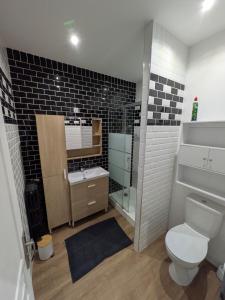 Townhouse in Poitiers Center