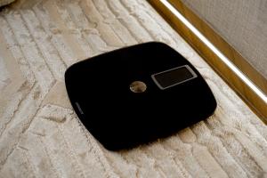 New Luxury 2BR 5 min to Beach Parking & Fibre