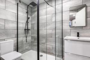 Modern Merchant City 1 BED Apartment with Free Parking