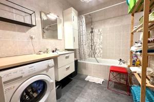 Luminous T3 in the heights of Ajaccio