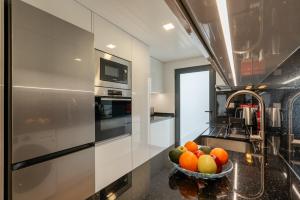 Liras Loft - New Modern Loft In Calheta - Madeira