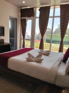 TULIPS VILLAGE RESORTS - A Valley View Abode