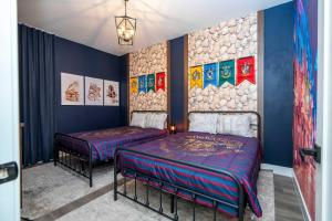 Disney Luxury Townhouse with Private Pool Themed Bedrooms. Book Now DP66