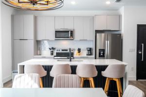 Disney Luxury Townhouse with Private Pool Themed Bedrooms. Book Now DP66