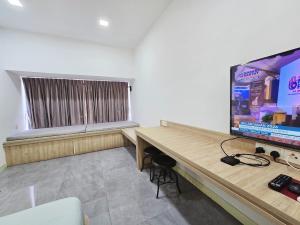 RelaxHaven Sea And CityView BathTub ImperioResidence