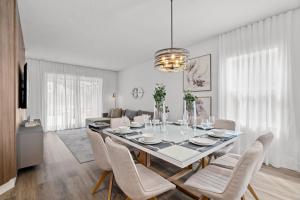 Disney Luxury Townhouse with Private Pool Themed Bedrooms. Book Now DP63