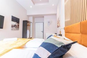 4-BR Apt, Ideal for Groups, 6-Min to Stadthalle