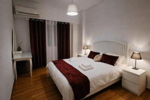 Elegant Apartment near Acropolis Walk to Plaka & Metro