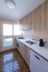 Amazing penthouse with newly renovated terrace 2B