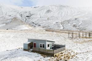 Seljanlandsfoss Cabin & Private Jacuzzi
