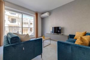 Spacious and refined 3 bedroom duplex KARP1-1