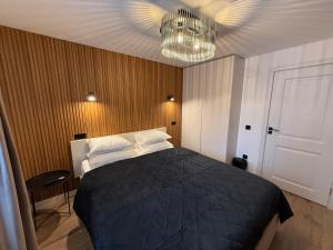 Shiro Lodge