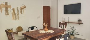 CasaMora departamento céntrico con cochera gratis, 2 habitaciones