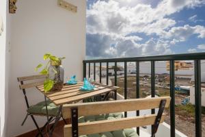 Home2Book Elegant City Escape with Terrace