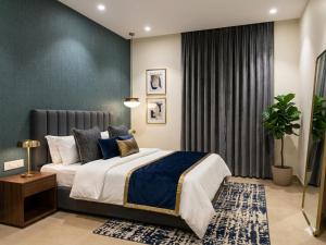 Hotel Tej Palace Near Delhi Airport