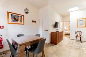 Napulè by Monholiday