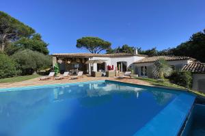 Luxury Villa, Infinity Pool, Beach 5 min