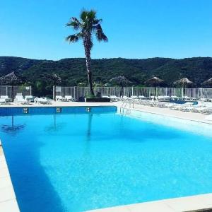 Camping 3 étoiles - Piscine - ccbfgbf