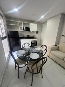 2 BR apt in Los Laureles neighbourhood