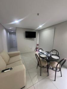 2 BR apt in Los Laureles neighbourhood