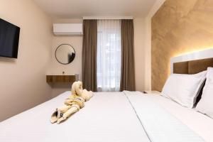 The Cozy Nest - Modern 1BR with Balcony