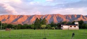Abrazo del Cielo - Casa de Campo con Pileta en Traslasierra