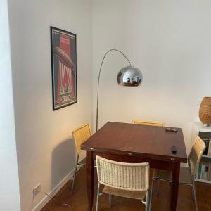 CASA ANELLA giardino privato LAGO VARESE MILANO