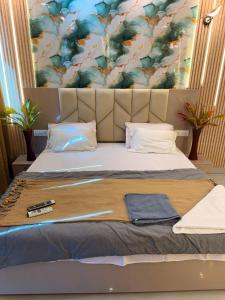 Luxury Jacuzzi Studio -Couple Friendly- Noida