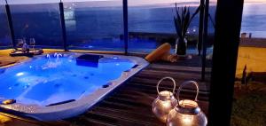 Villa Palace Fernandes with Jacuzzi