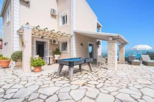 Villa Maria Kassiopi by Villa Plus