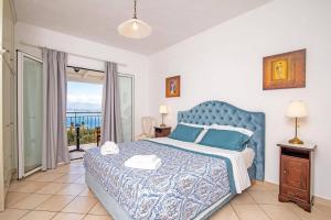 Villa Maria Kassiopi by Villa Plus