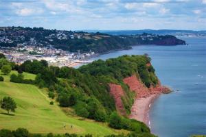 4 Bed in Teignmouth oc-l28419