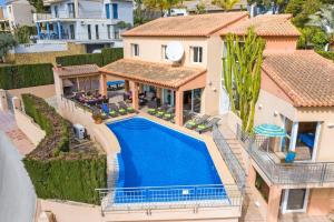 Villa Mar Flores by Villa Plus