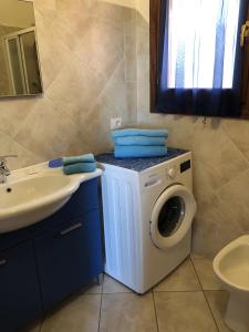 Bilocale Le Ginestre img17