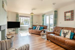 4 Bed in Marhamchurch oc-p34749