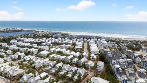 Arcade Bar Prominence Resort Pool and Gym Access Close to Beach Sea Happy