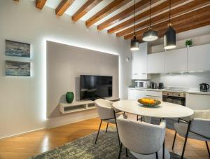 Ca Venier Apartments R&R