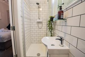 Superb Seafront Studio