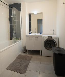 T2-T3 avec parking au calme à Vannes Conleau