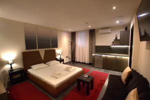 Deluxe Suite 212 - Castle De Paris